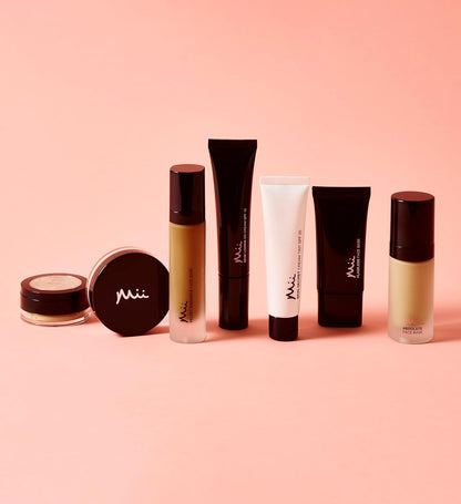 Cosmetics Flawless Face Base, Weightless Liquid Foundation, Medium Coverage, Suitable for All Types of Skin, Perfectly Peachy